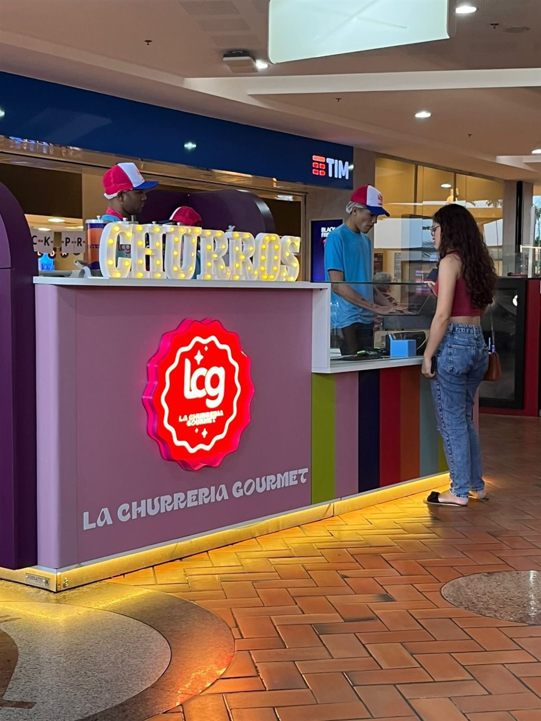 Quiosque La Churreria Gourmet em shopping com atendimento